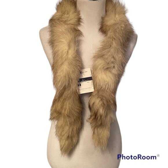 HAROLD J RUBIN NEW SCARF VINTAGE NOS FUR NATURAL BLUE FOX TAILS NORWAY 49” - Picture 1 of 9